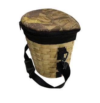 Cesta de madera con setas
