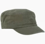 Gorra con visera color oliva